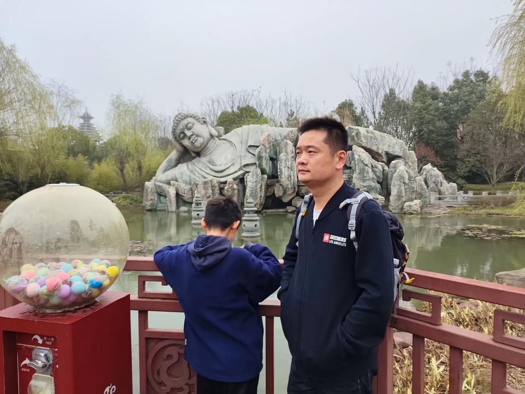 澳门研究生论坛和网友要求赴山海退款与网友要求赴山海退款是真的吗