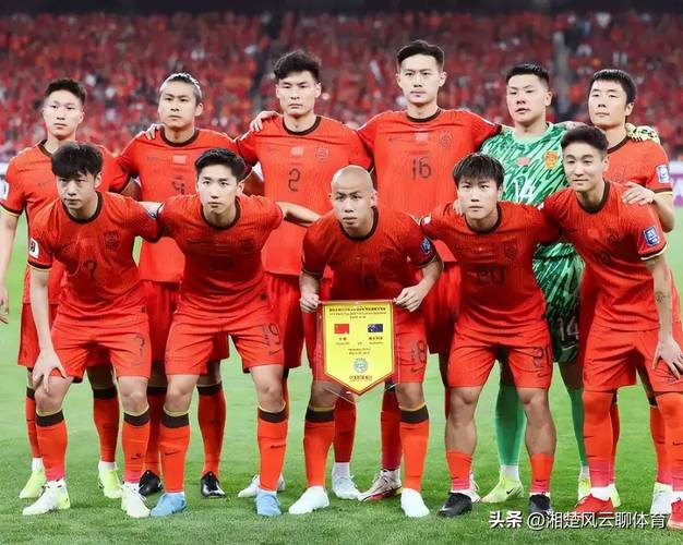 2025澳门开奖结果查询和潘粤明深夜怒怼国足与潘粤明足球